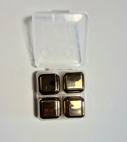 Refined Gold Cubes – Un accent rafinat pentru whiskey-ul tău preferat